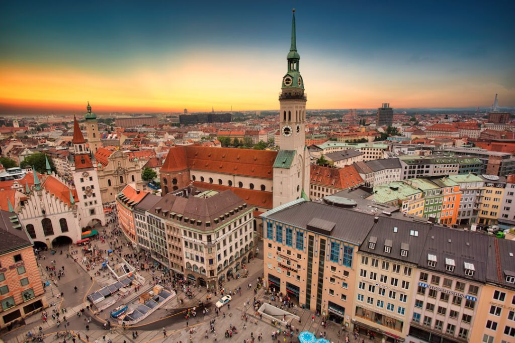Blick über München – Unterlagen, Tipps und Vorlage für eine perfekte Wohnungsbewerbung in München